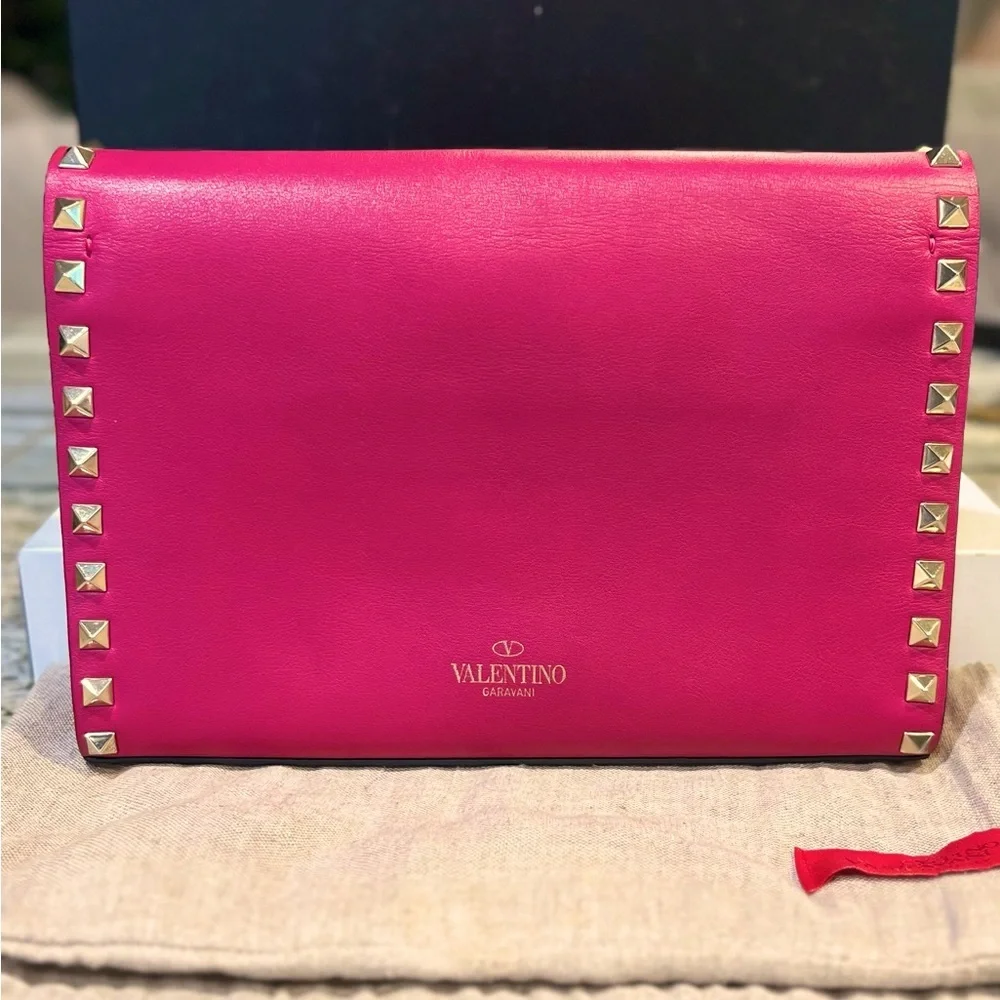 VALENTINO GARAVANI Fuschia Pink Leather Gold Rockstud Shoulder Crossbody Bag - Picture 6 of 16